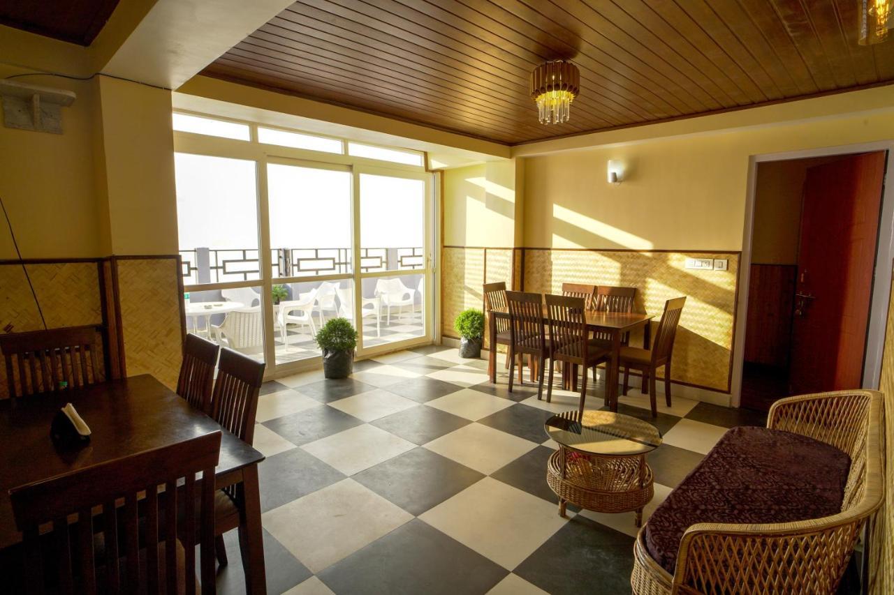 Hotel Hill Queen Near Sherpa Gumba Darjeeling Mall 5 Min Couple Friendly Bagian luar foto